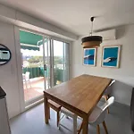 T3 Confort Avec Clim Et Wifi, Terrasse, 300m Commerces, A Proximite, Parking Prive - Fr-1-81-623 Apartament